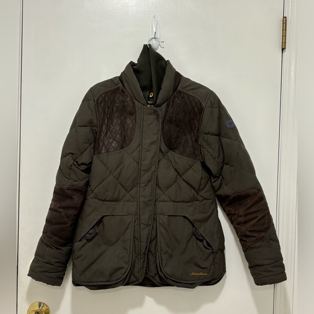 Eddie Bauer Skyliner Model Down Jacket. Color : Green. size M.
